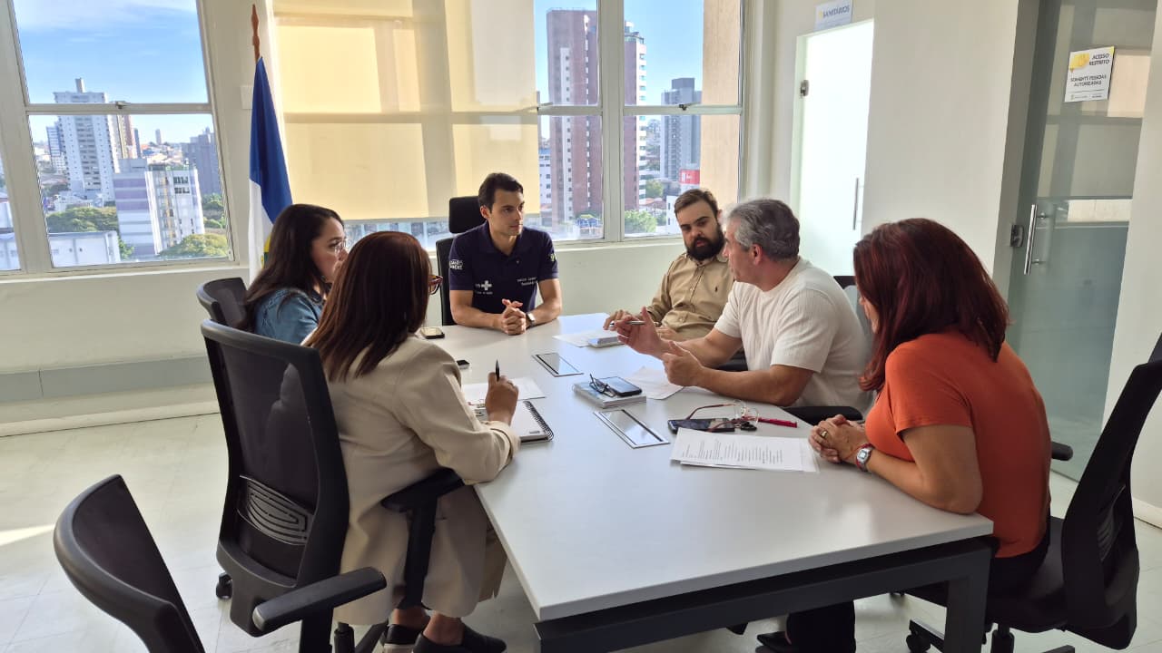 Imagem de Após reunião com Sindserv, Secretaria de Saúde responderá demandas em até 30 dias