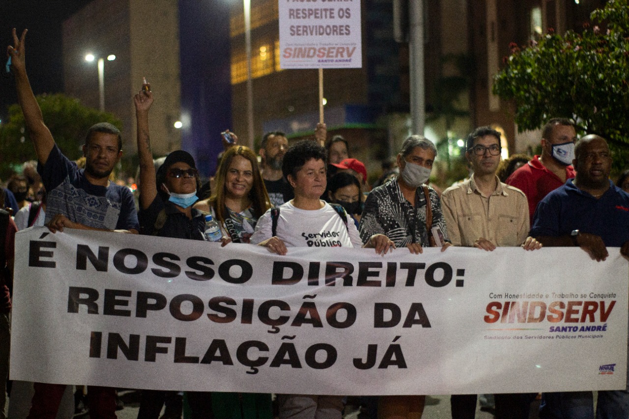 Imagem de Em estado de greve, servidores de Santo André lutam pela reposição salarial de 17,78%