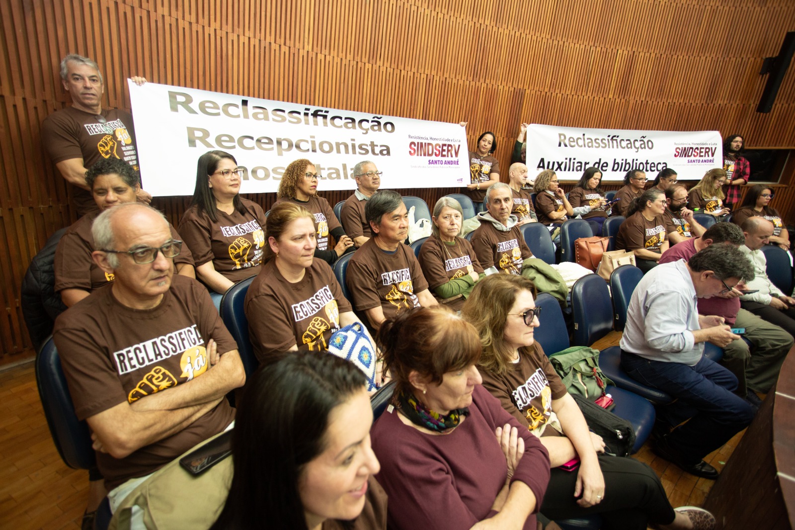 Imagem de Vereadores farão moção ao prefeito Gilvan pela reabertura da negociação das reclassificações com o Sindserv Santo André