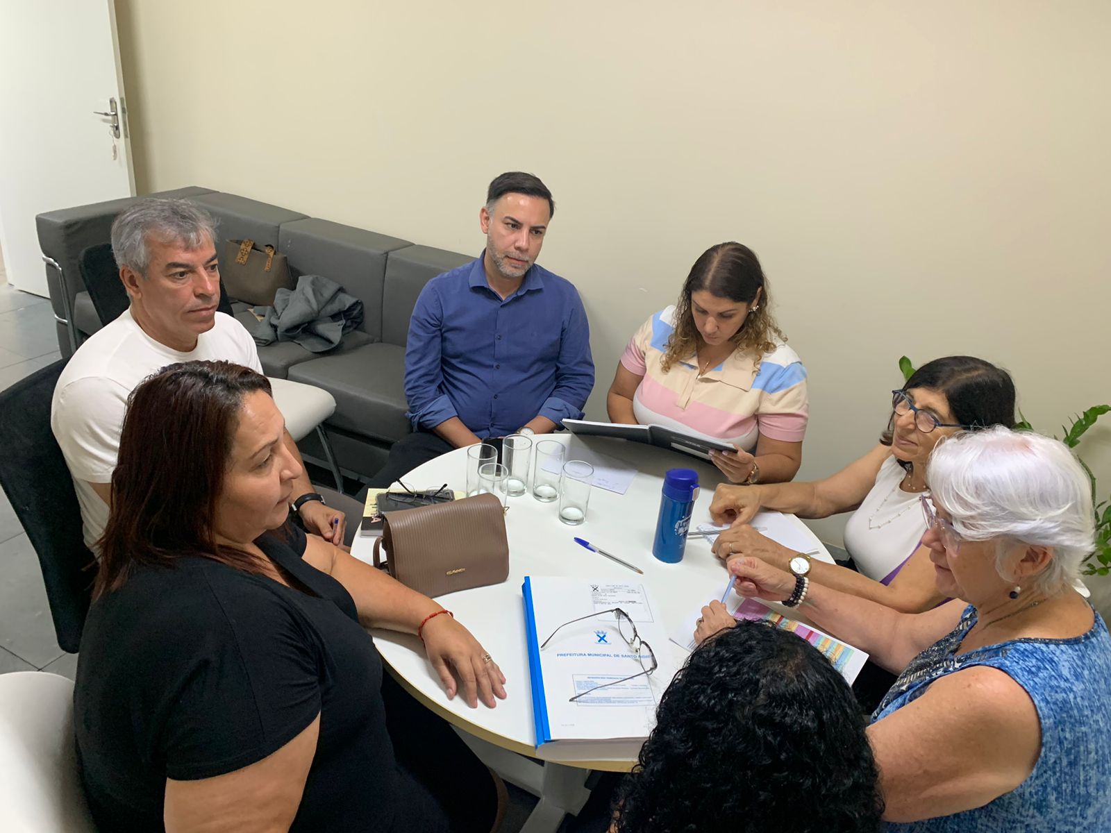 Imagem de Secretaria de Educação recebe Sindserv para debater pautas da Educação Física