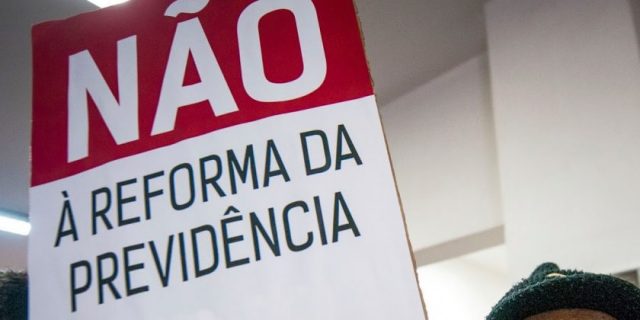 Imagem de Previdência: Reforma de Bolsonaro é pior do que a de Temer